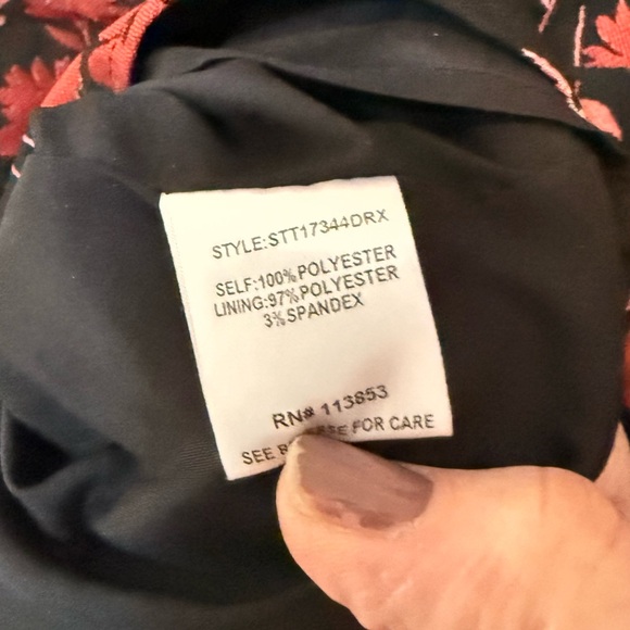 Sugarlips Floral Blouse - Black and Pink - Picture 5 of 5